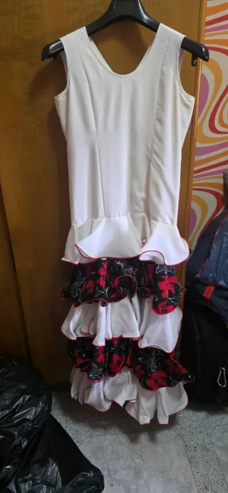 Vestido de flamenca niña blanco y rojo
