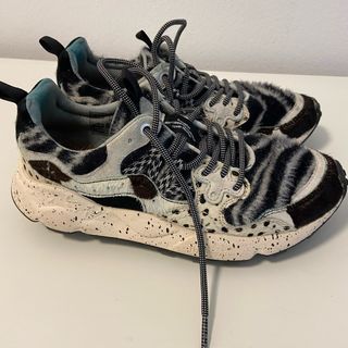 Flower Mountain Talla 37