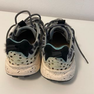 Flower Mountain Talla 37