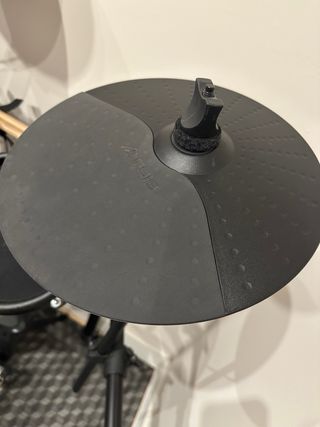 Batería Electrónica Alesis Nitro Mesh Kit