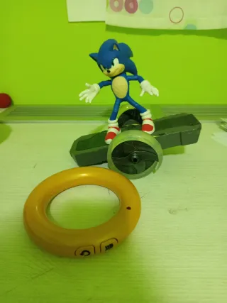 Juguete Sonic con anillo y vehículo