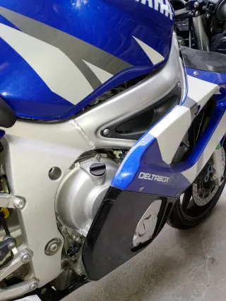 Yamaha R6