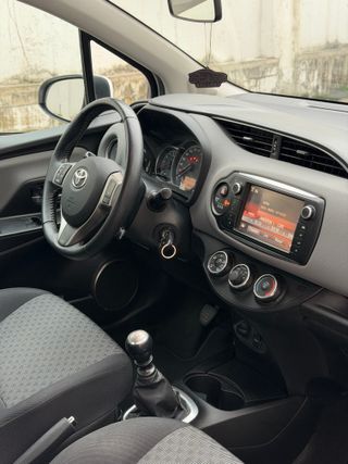 Toyota Yaris 90D 2015 Active+