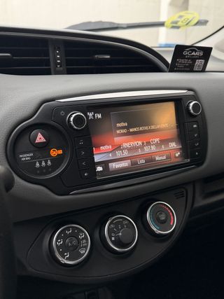 Toyota Yaris 90D 2015 Active+