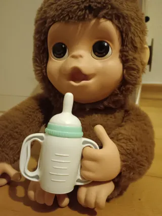 Little Live Pets Mono con Biberón