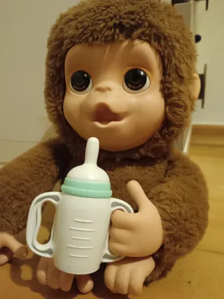 Little Live Pets Mono con Biberón