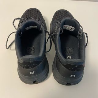 On Cloud - Talla 37/38