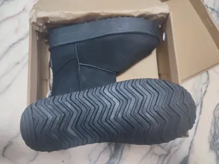 Botines DNG plataforma negros