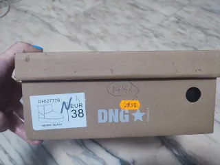 Botines DNG plataforma negros