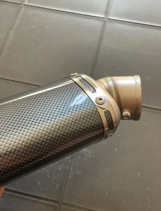 Silenciador moto carbono