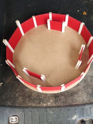 Plaza de toros de madera hecha a mano