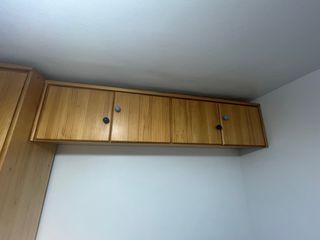 Habitación completa: cama, armario y estantería