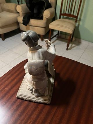 Figura Lladró El Despertar de la Flor