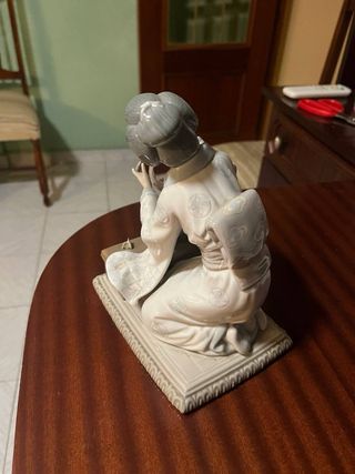 Figura Lladró El Despertar de la Flor