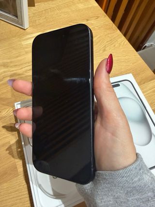 iPhone 15 256GB Negro