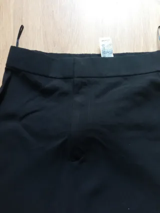 Falda corta Bershka negra