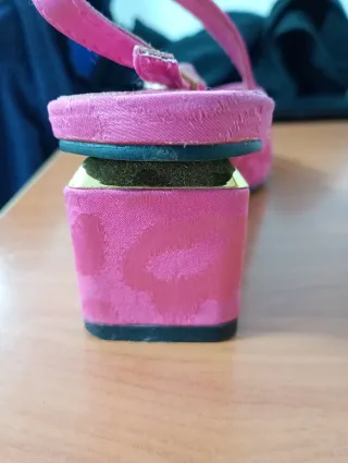 Zapatos de fiesta rosas