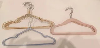 Set di 14 appendiabiti per bambini