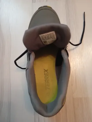 Adidas Terrex 35.5 Niños Gris/Multicolor