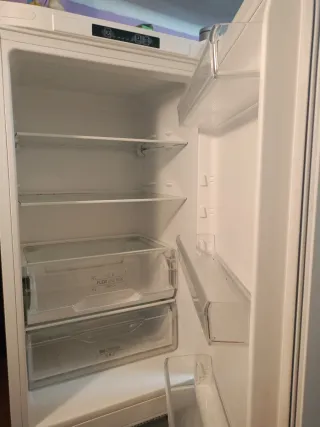 Nevera Grande Indesit