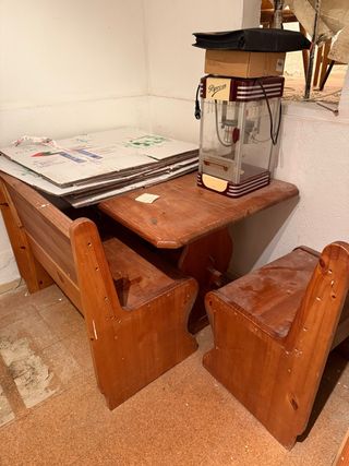 Regalo Mesa y bancas de madera