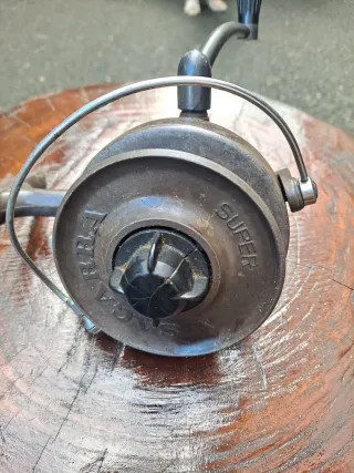 Carrete de pesca antiguo - Sagarra Super