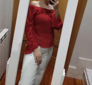 Blusa vino manga larga acampanada