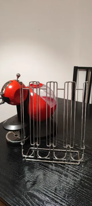 Cafetera Dolce Gusto Roja krups