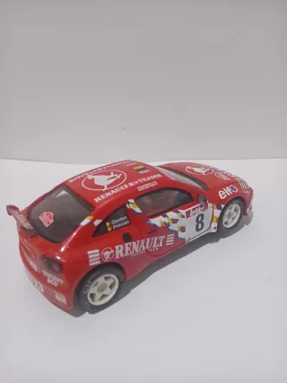 Scalextric Renault Megane Rally