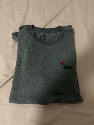 Camiseta Vans Gris con Rosa (slim fit)