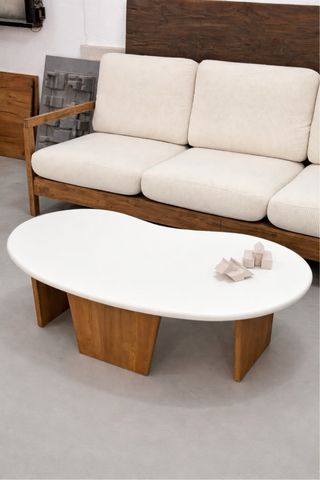 Mesa centro microcemento  con forma orgánica