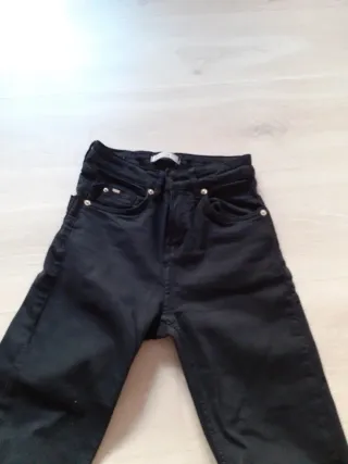Pantalones Bershka Talla XS Negros