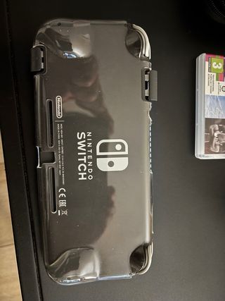 Nintendo Switch Lite Negra con Accesorios