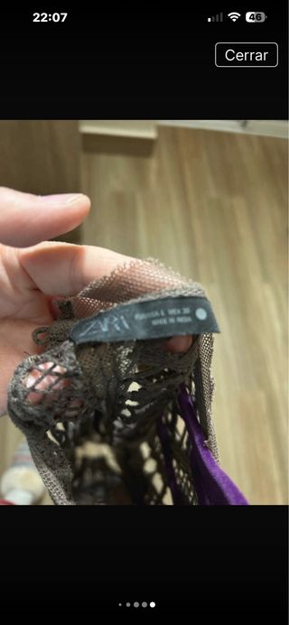 Top calado con flecos y pedrería