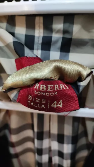 Chaqueta Burberry Negra - Original