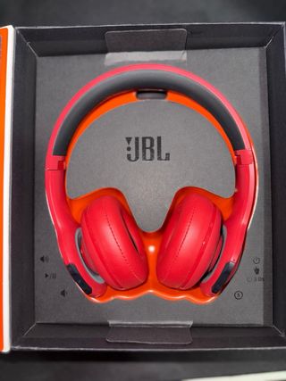 Cascos JBL Everest 300 Rojos Inalámbricos