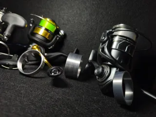 Carrete de pesca. spining . surfcasting