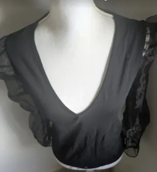 Top fiesta negro mangas abullonadas