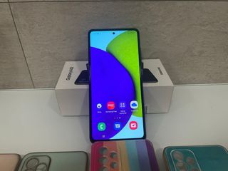 Samsung Galaxy A52 Nero + 6 custodie