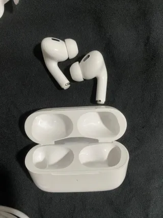 Apple AirPods 2da Gen Blancos