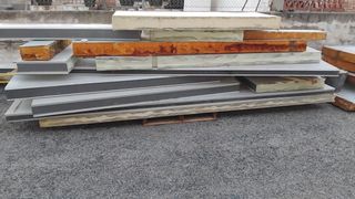 Paneles sándwich aislantes