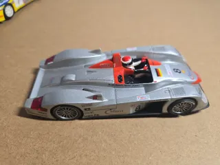 Scalextric Audi R8