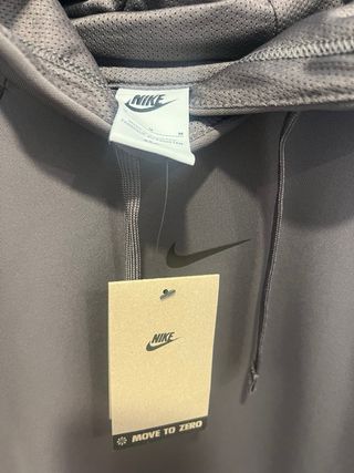 Conjunto deportivo Nike marrón