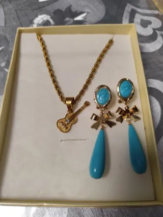 Conjunto Collar y Pendientes Guitarra Turquesa