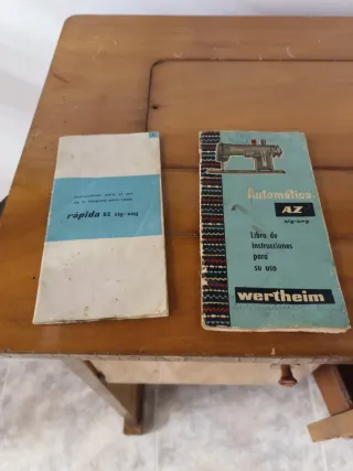 Máquina de coser Werthein antigua