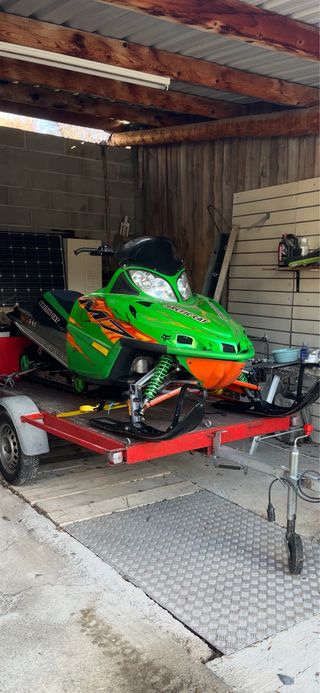 Arctic Cat M7 Moto de Nieve