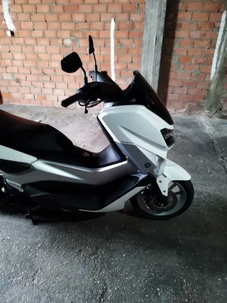 Yamaha NMAX 125cc - 9000 km