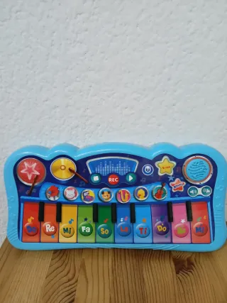 Piano Juguete Bebé y Peluche Pikachu