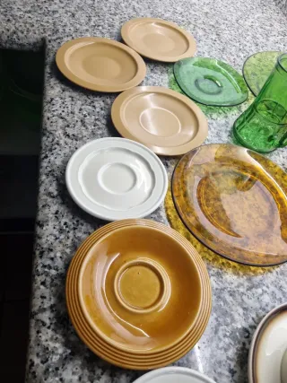 Juego de vajilla y vasos