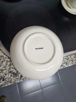 Juego de vajilla y vasos